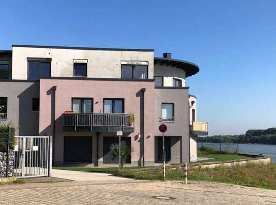 Stilvolle 3-Zimmer Wohnung mit Balkon und Rheinblick in Bornheim Widdig