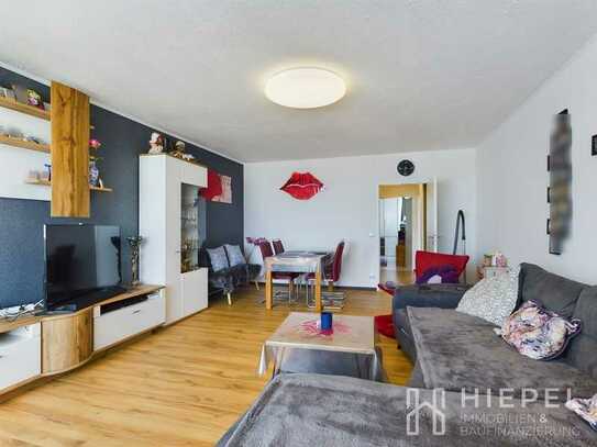 Schöne 3-Zimmer-Wohnung mit Balkon, TG-Stellplatz, Aufzug, Schwimmbad & Sauna