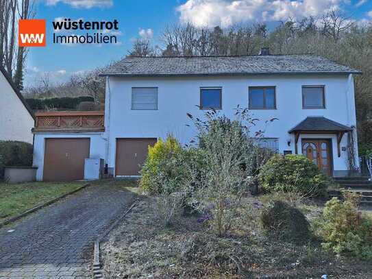Zwei-Burgen-Blick - und Platz für die ganze Familie