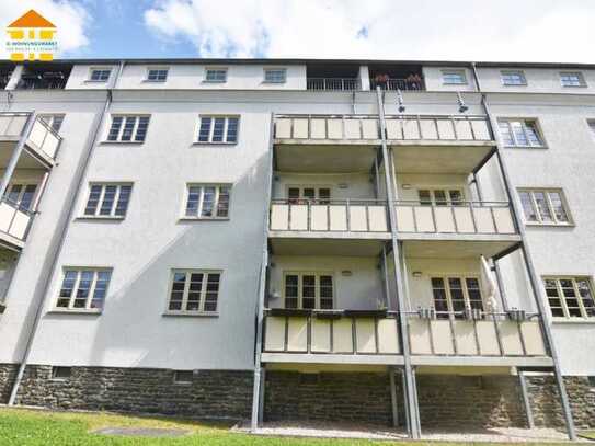 Familienfreundliche 3-Raum-Wohnung mit Balkon im schönen Lutherviertel