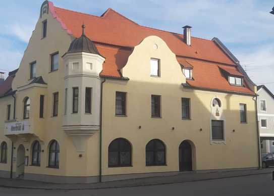 Wirtshaus Oberbräu - Traditionsgaststätte in saniertem Baudenkmal in Nandlstadt