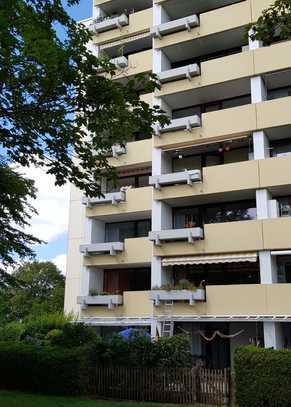 Stilvolle 2-Zimmer-Wohnung mit Balkon und Einbauküche in Unterhaching