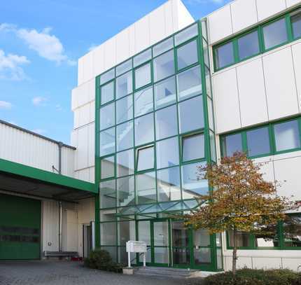 790 m² Gewerbehalle mit 415 m² Produkton und 415 m² Büro in Feldkirchen bei Münchench