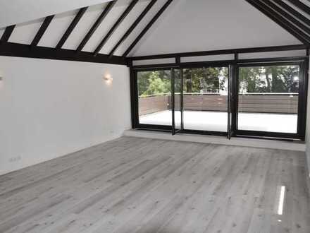 Lichtdurchflutete Maisonette-Wohnung mit Dachterrasse