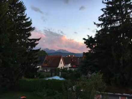 5 Zimmer Dachwohnung mit Bergblick u. Fußbodenheizung