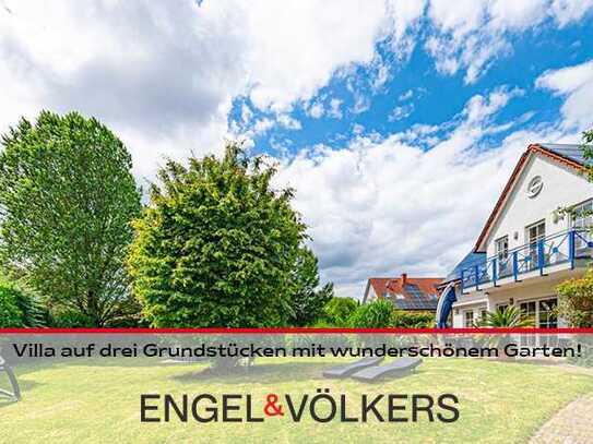 Repräsentative Villa auf drei Grundstücken mit Garten und vielen Extras in gesuchter Lage!