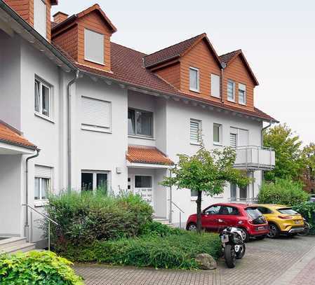 Schöne 3-Zimmer-Erdgeschosswohnung mit Balkon und kleiner Terrasse in Hanau Großauheim