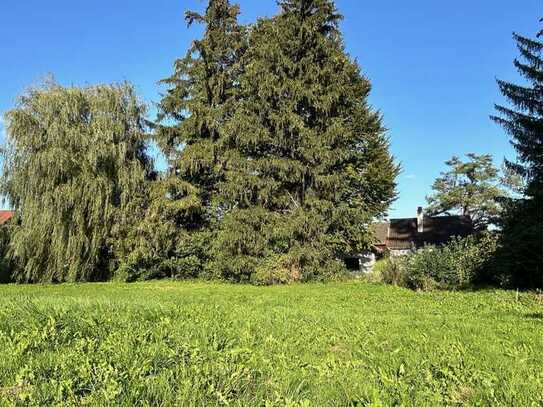 Leben in Seenähe- perfektes Baugrundstück in ruhiger Lage