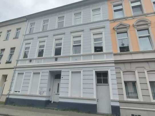 Kapitalanlage / Mehrfamilienhaus nähe Wall in Krefeld zu verkaufen!
