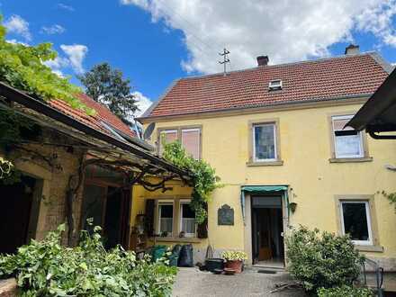 Ruhige 5-Zimmer-Maisonette-Wohnung in Forst