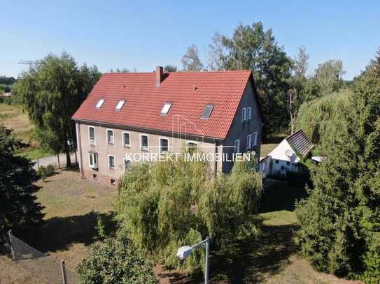 Mehrfamilienhaus mit 5 Einheiten zur weiteren Vermietung und zum Selbstausbau in Lauchhammer .