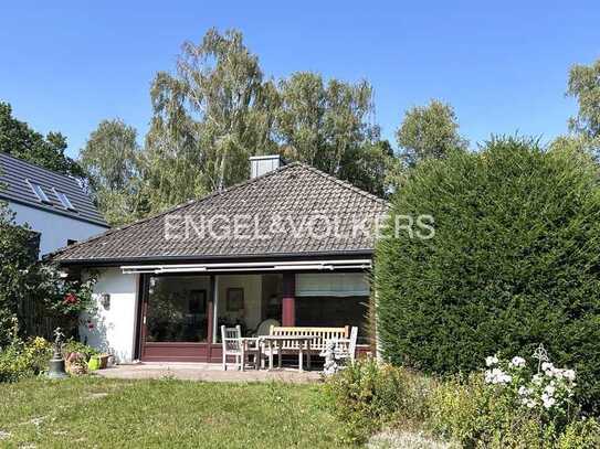 Gepflegter Walmdach-Bungalow mit Südausrichtung