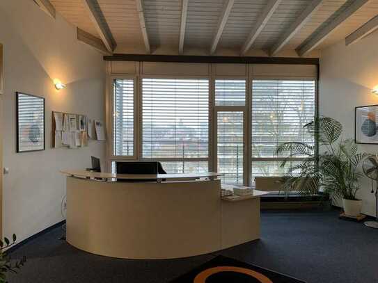 Moderne, helle Büroräume mit ca. 160 m² Nutzfläche am "Cinecity Platz"