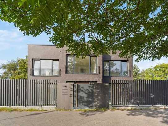 Exklusives Neubau-Geschäftshaus in begehrter Lage von Alt-Rudow, Berlin