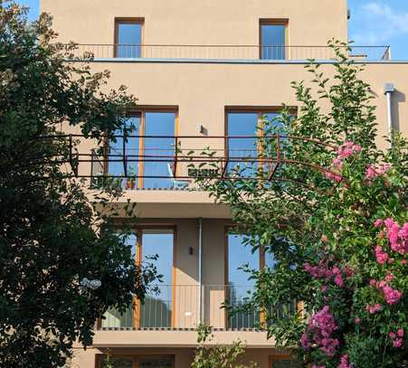 Erstbezug: 3-Zimmer-Wohnung mit großer Terrasse in grüner Oase