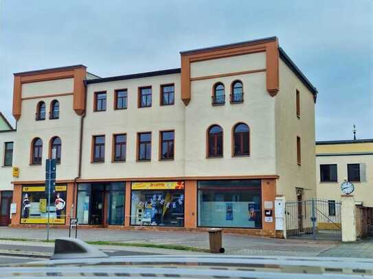 Die etwas andere 2-Raum-Wohnung mit Balkon