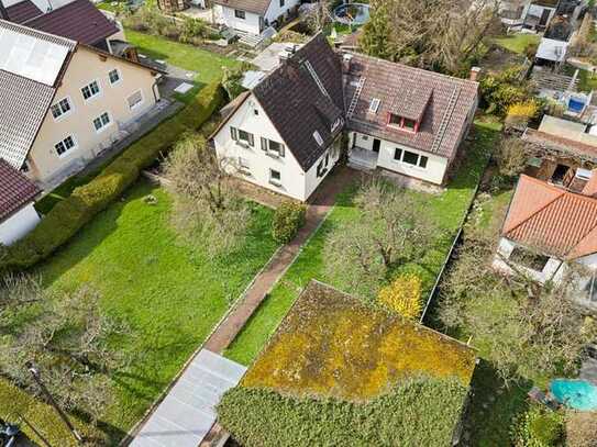 Provisionsfrei - Abrissreifes Haus auf großzügigem Grundstück mit Bebauungsplan