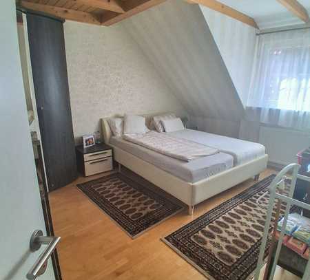 Moderne 4-Zimmer-Maisonette mit Balkon – Zentrale Lage & Wohnkomfort auf zwei Ebenen!