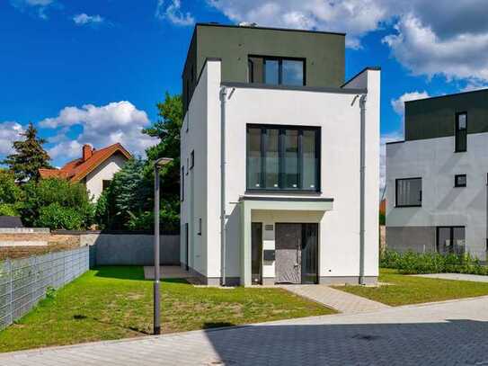 Attraktives Einfamilienhaus mit großem Garten und Dachterrasse