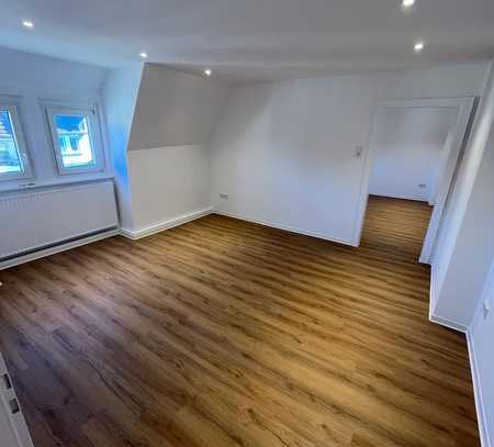 renovierte 2-Zimmer Wohnung in schöner Stadtlage