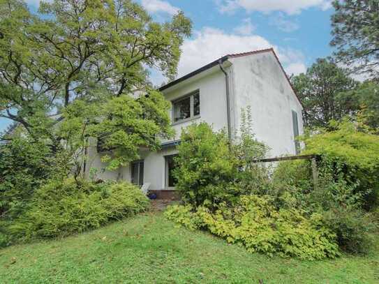 Reihenendhaus mit eigenem, großem Garten in Offenbach am Main (Buchhügel)