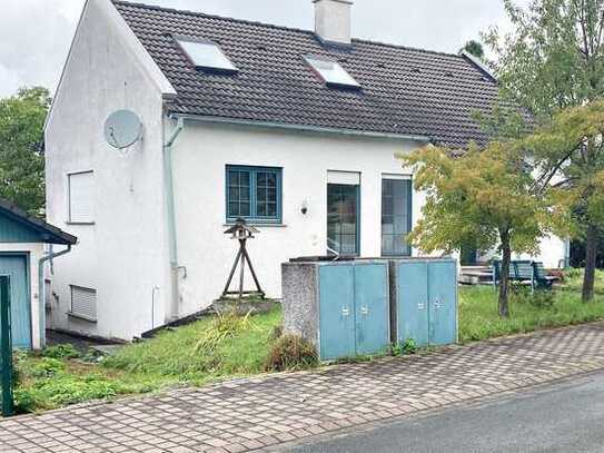 Ideales Einfamilienhaus mit ELW in traumhafter Lage