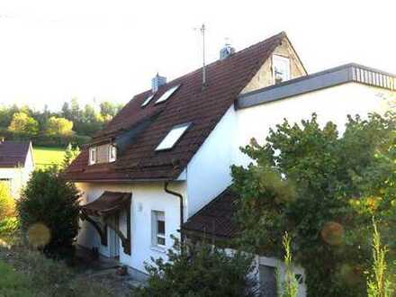 Schönes Haus für die Familie in grüner Umgebung!