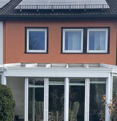 Gepflegtes Reihenhaus in Tamm ohne Heizkosten!