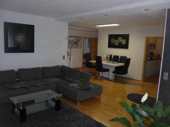 88255 Baindt, gepflegte, 3-Zimmer Eigentumswohnung ca. 96 m², Einzelgarage, PKW-Stellplätze