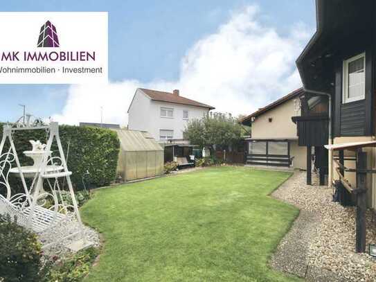 *MK IMMOBILIEN* Modernisierungsbedürftiges Einfamilienhaus mit ELW und großem Grundstück in Leeheim!