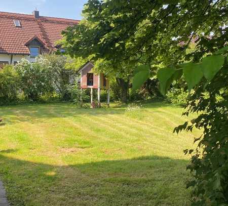 Baugrundstück in Bestlage Erding-Süd für ein Einfamilienhaus mit Garage, 371m² in Sackgasse