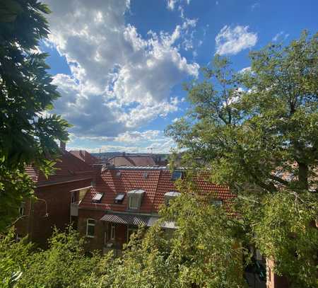 Exklusive 2-Zimmer-Wohnung in Stuttgart mit hervorragender Aussicht und Balkon