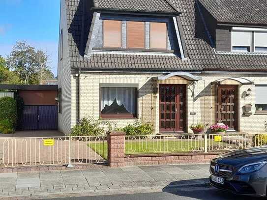 *** INTERESSANTES REIHENENDHAUS MIT GARAGE ***