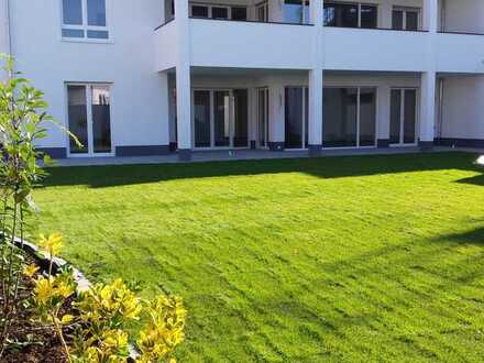 Luxuriöse EG-Wohnung (188 qm), Einbauküche, ca 250 qm Garten