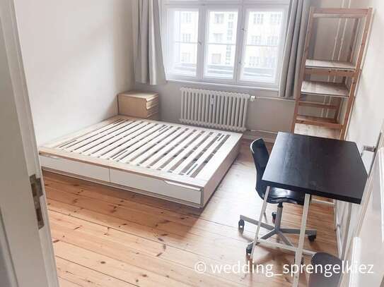 Exklusive teil-möblierte Maisonette-Wohnung mit Whirlpool in Berlin-Wedding (befristet)