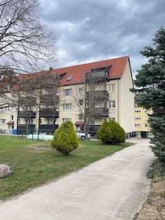 Helle 2 Zimmerwohnung mit Balkon und Wannenbad in Zwochau