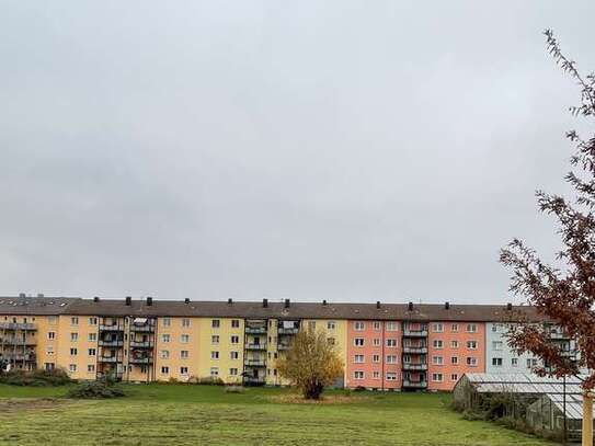 Oststadt - 2-Zimmer-Wohnung mit Balkon, viel grün, ideale Lage, ÖPNV-Anbindung, Einkaufsmöglichkeit