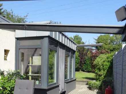 Schönes Einfamilienhaus mit Garten