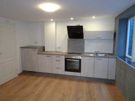 NEUWERTIGES & KOMPLETT SANIERTES 1 PERSONEN-APARTMENT IN BESTER INNENSTADTLAGE!