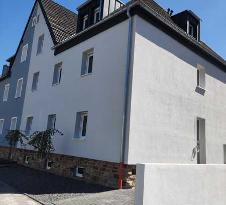 Attraktive Neue 4-Zimmer-Wohnung mit Balkon in Bad Neuenahr-Ahrweiler