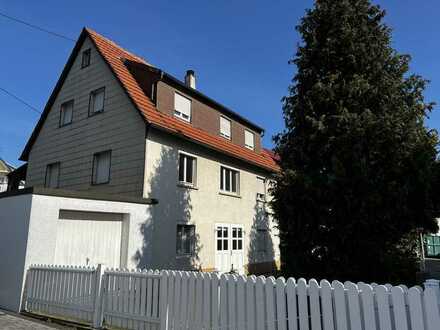 Freistehendes Ein- bis Zweifamilienhaus mit Potential am Rande der Besigheimer Altstadt.