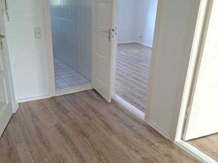 schöne 2 Zimmer Wohnung