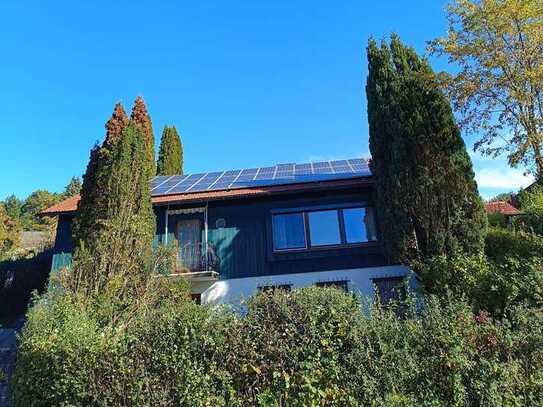 Charmantes Einfamilienhaus mit PV-Anlage in sehr guter und ruhiger Lage der Golf- und Kurstadt