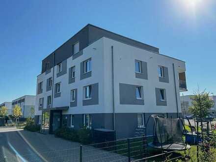 TOP: Schicke 2 Zimmerwohnung mit eigenem Gartenanteil und Carport in Offenbach