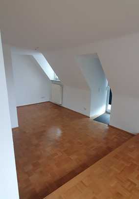 Gepflegte 2-Zimmer-Wohnung mit Terasse