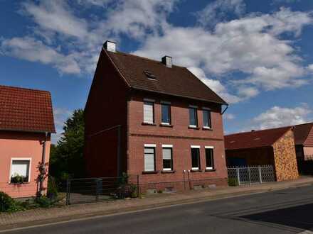 Altbau mit Potenzial - Schnäppchenhaus in toller Lage