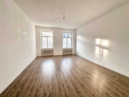 2 Raum Wohnung mit Balkon in Innenstadtlage