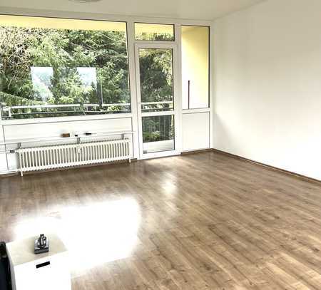 Gemütliche 2-Zi-Whg mit Balkon und Burgblick - Kapitalanlage