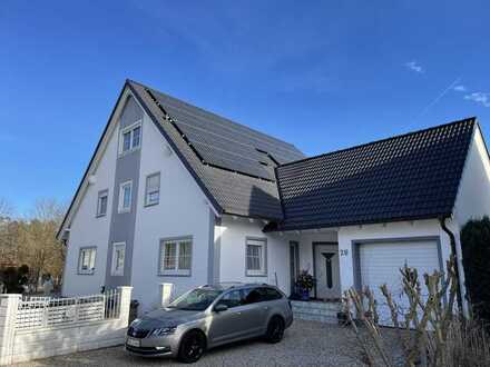 Top Gepflegtes Zweifamilienhaus mit Blick in die Natur