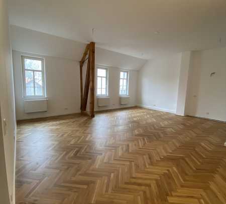 Erstbezug! Ganz besondere 5-Zimmer Wohnung in denkmal-geschütztem Haus in 64853 Otzberg